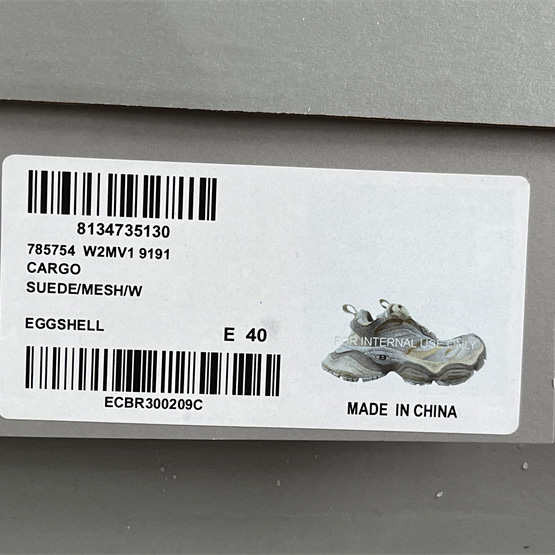Balenciaga Cargo Sneaker  - FashionPlug
