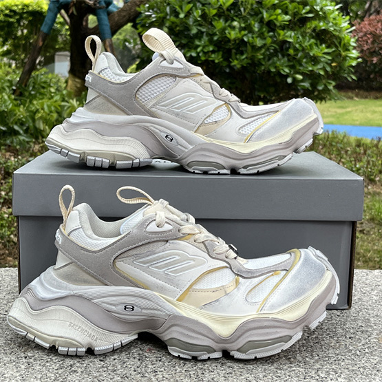 Balenciaga Cargo Sneaker  - FashionPlug