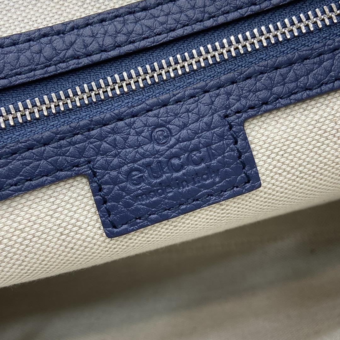 Gucci Jumbo GG Medium Messenger Bag - FashionPlug