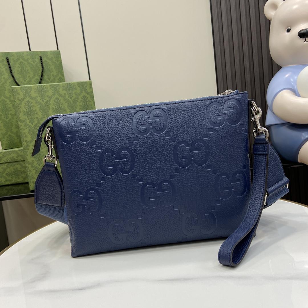 Gucci Jumbo GG Medium Messenger Bag - FashionPlug