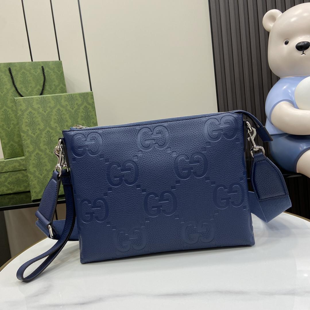 Gucci Jumbo GG Medium Messenger Bag - FashionPlug