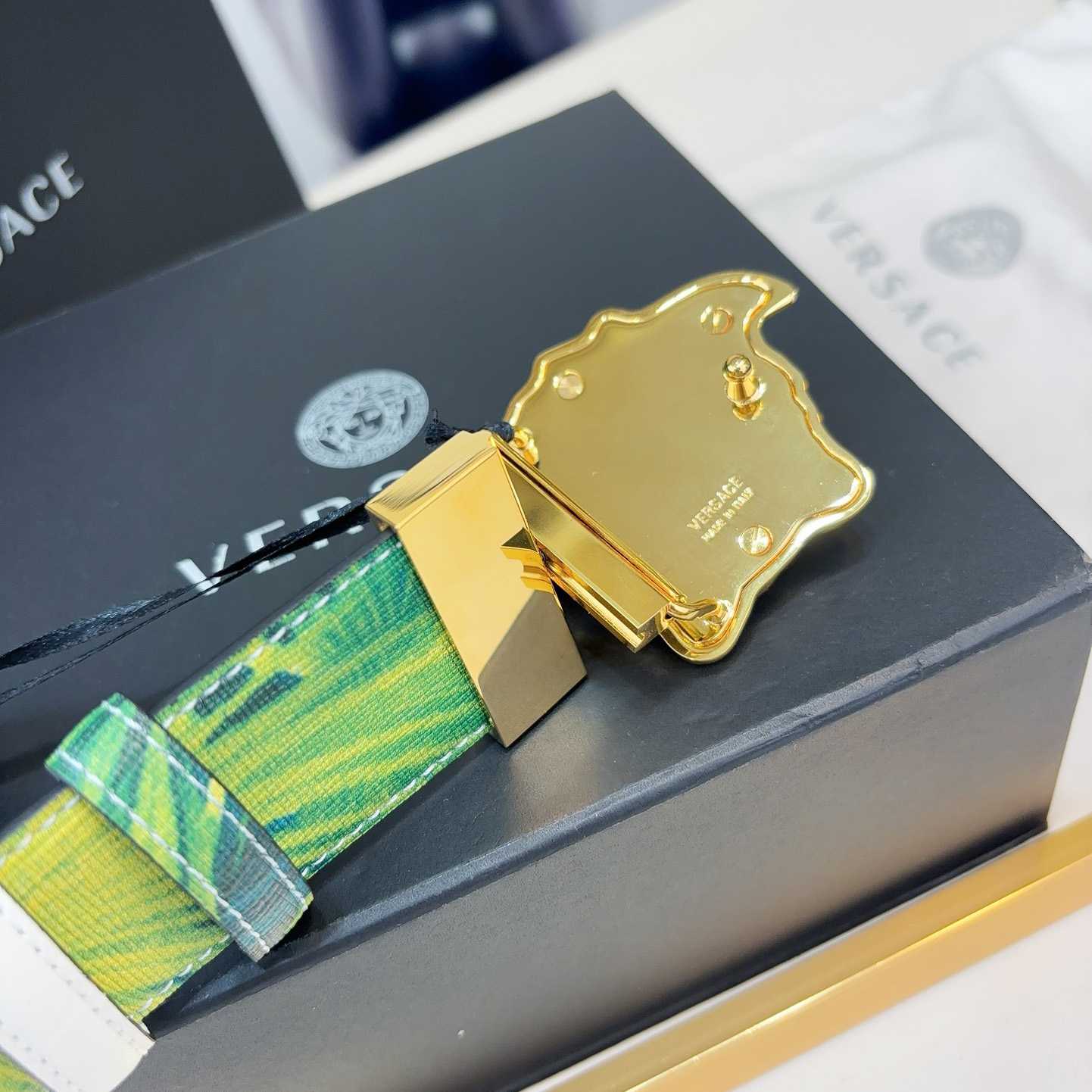 Versace Tiger La Medusa Leather Belt   40mm - FashionPlug