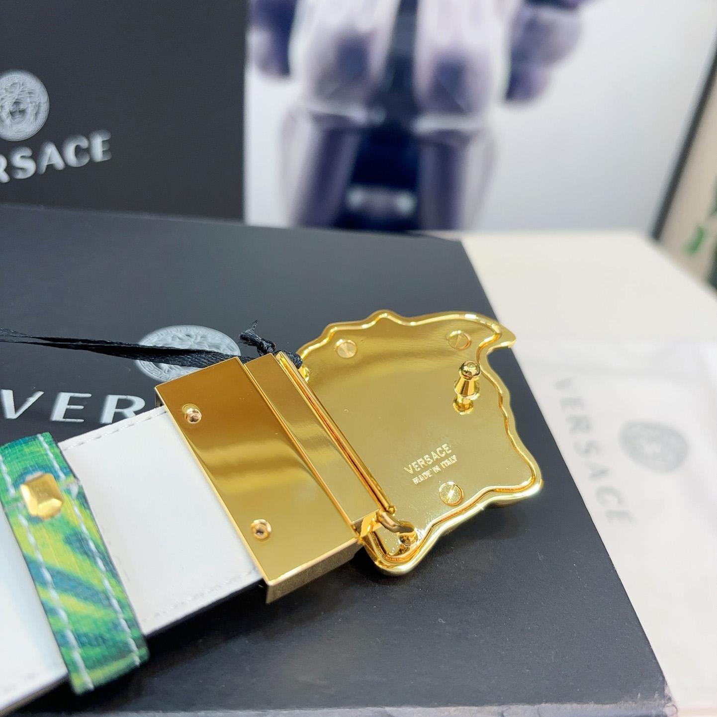 Versace Tiger La Medusa Leather Belt   40mm - FashionPlug