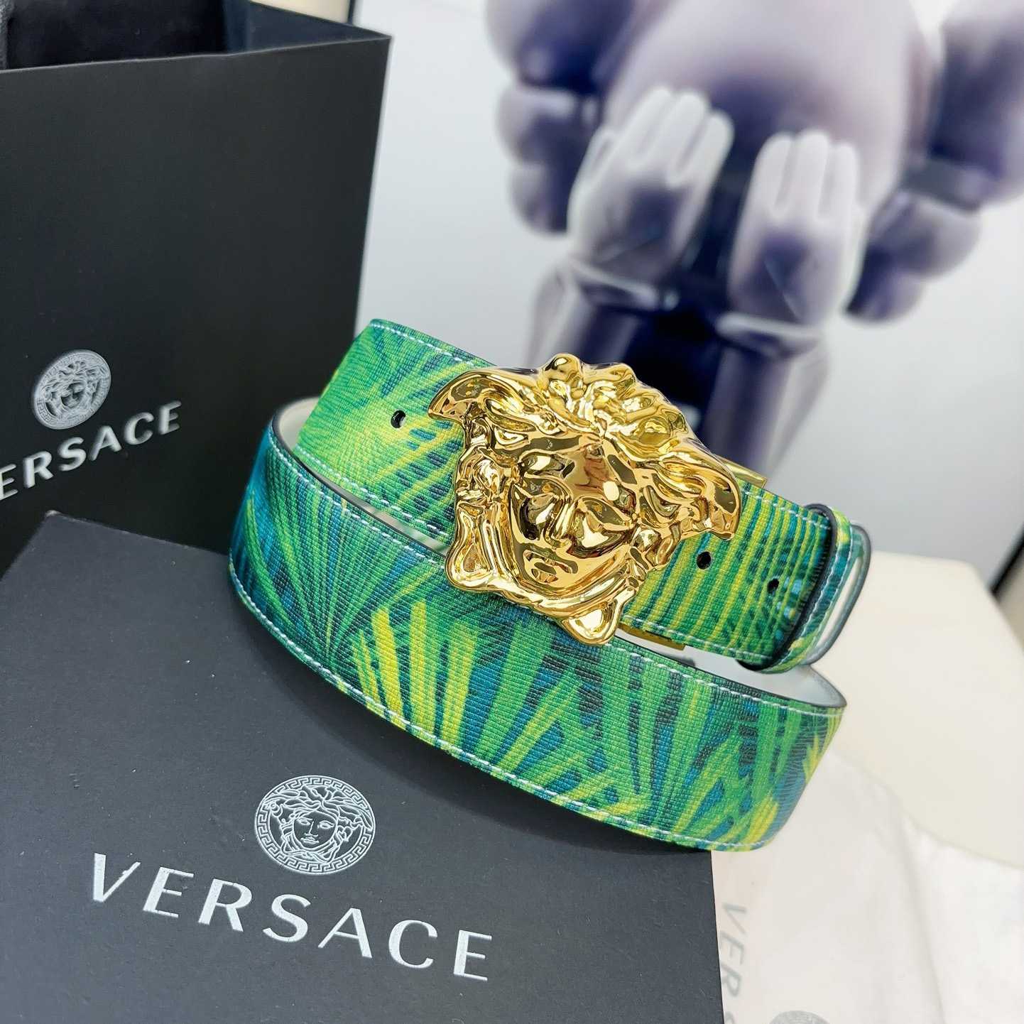 Versace Tiger La Medusa Leather Belt   40mm - FashionPlug