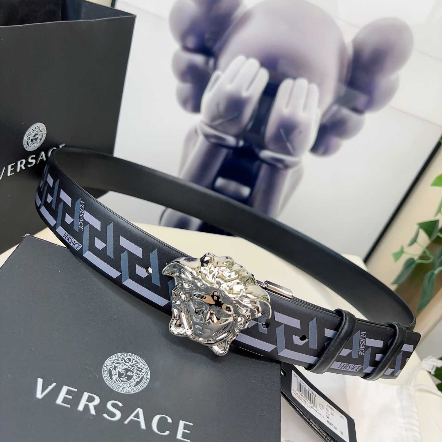 Versace Reversible Leather Belt    40mm - FashionPlug