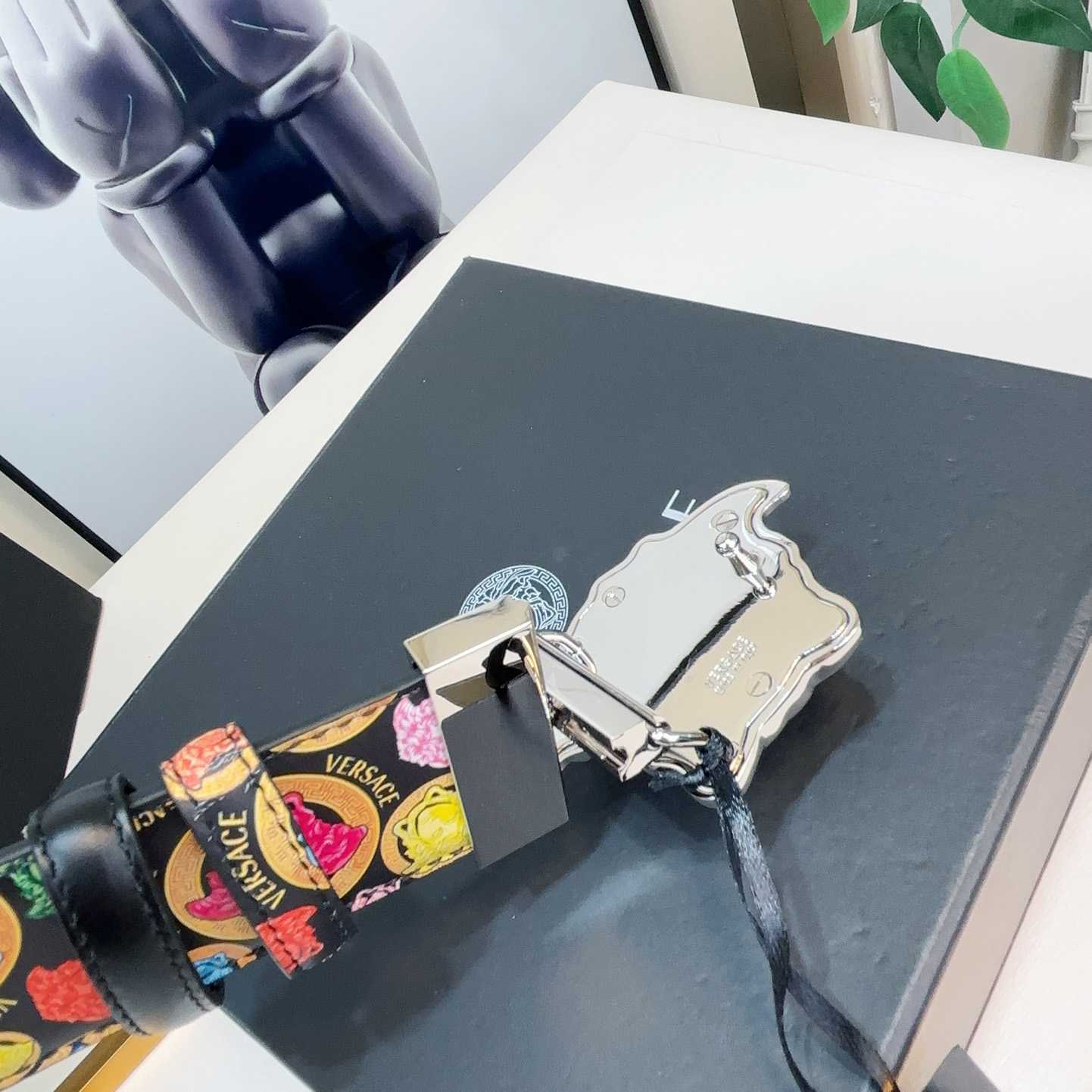 Versace Medusa Medallion Print Reversible Leather Belt   40mm - FashionPlug