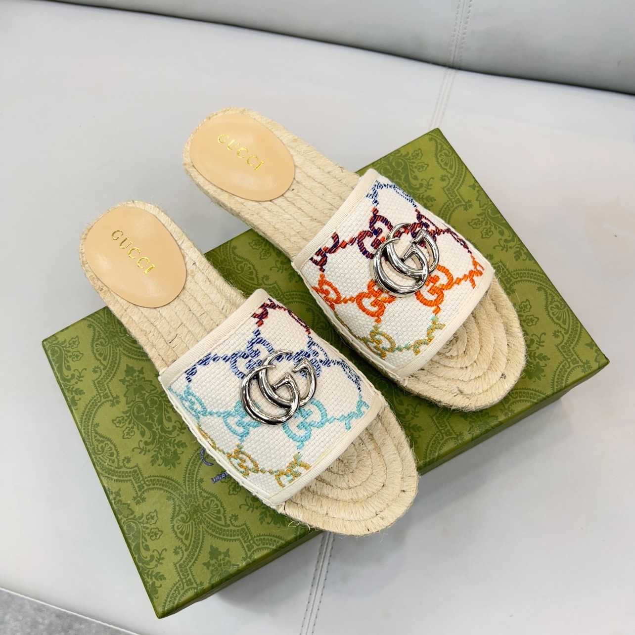 Gucci Women's GG Espadrille Slides - FashionPlug