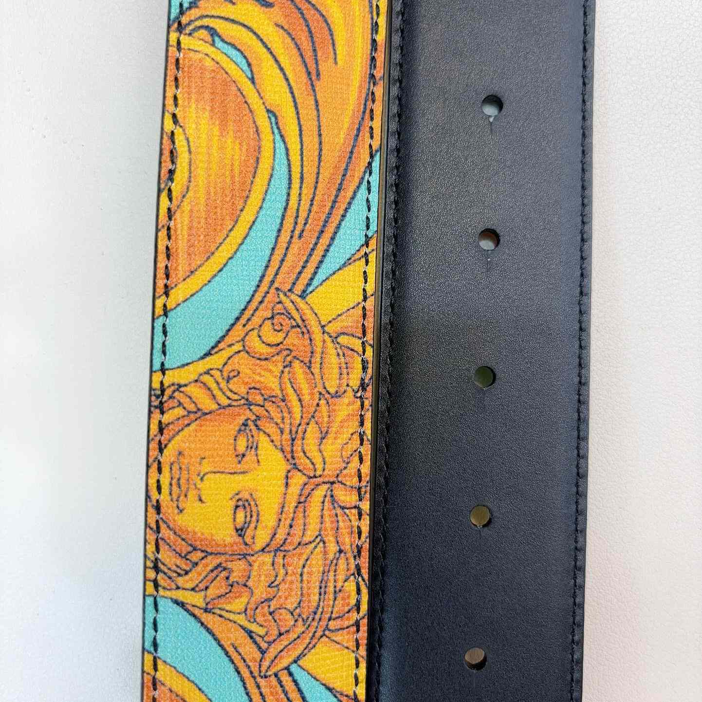 Versace Barocco Reversible Leather Belt    40mm - FashionPlug