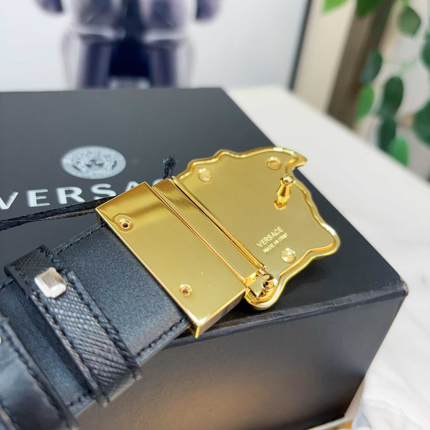 Versace Barocco Reversible Leather Belt    40mm - FashionPlug