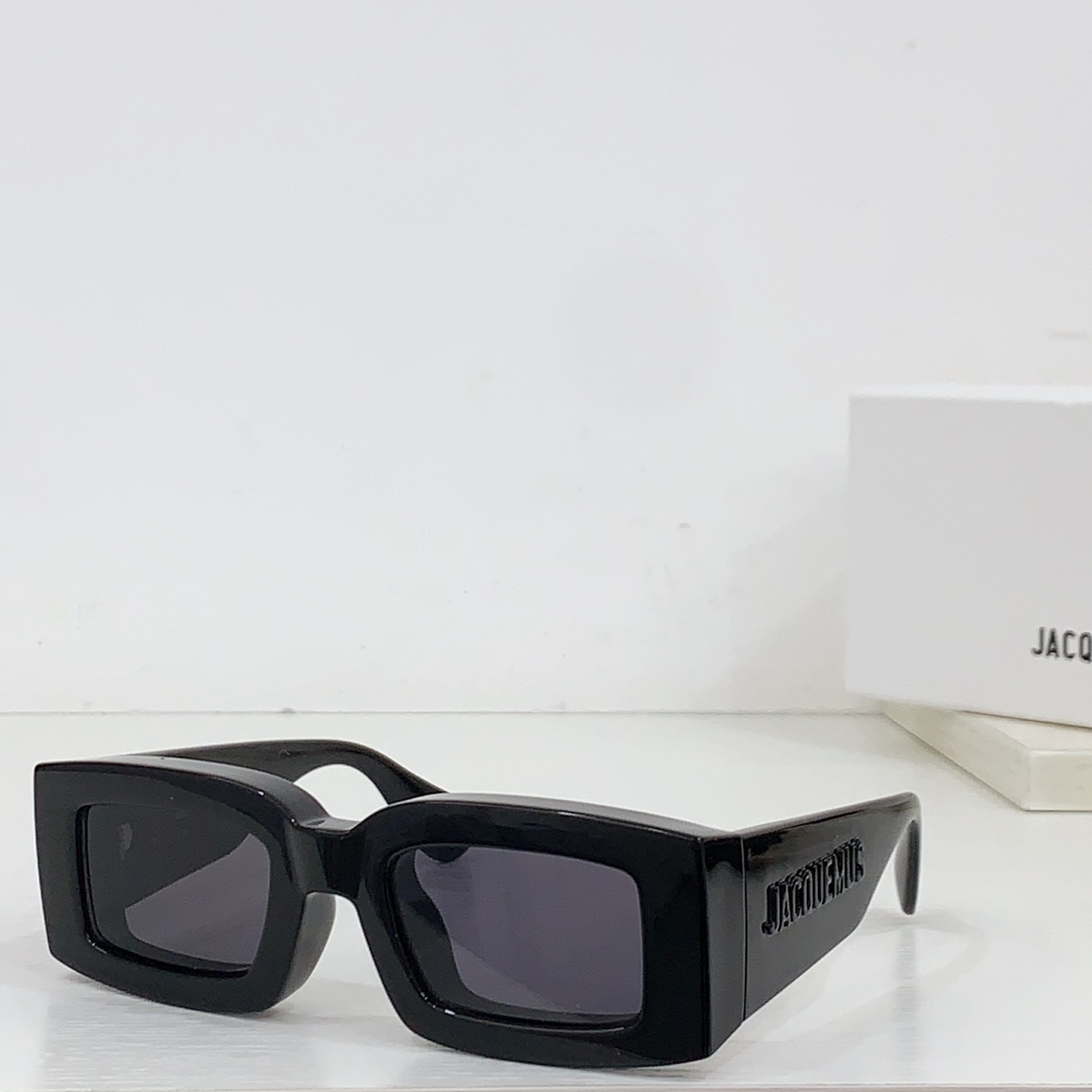 Jacquemus Les Lunettes Tupi Sunglasses   - FashionPlug