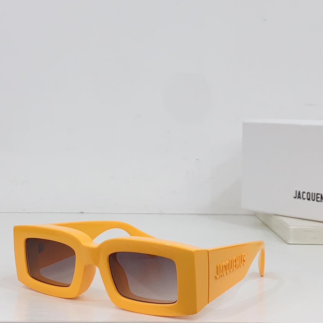 Jacquemus Les Lunettes Tupi Sunglasses   - FashionPlug