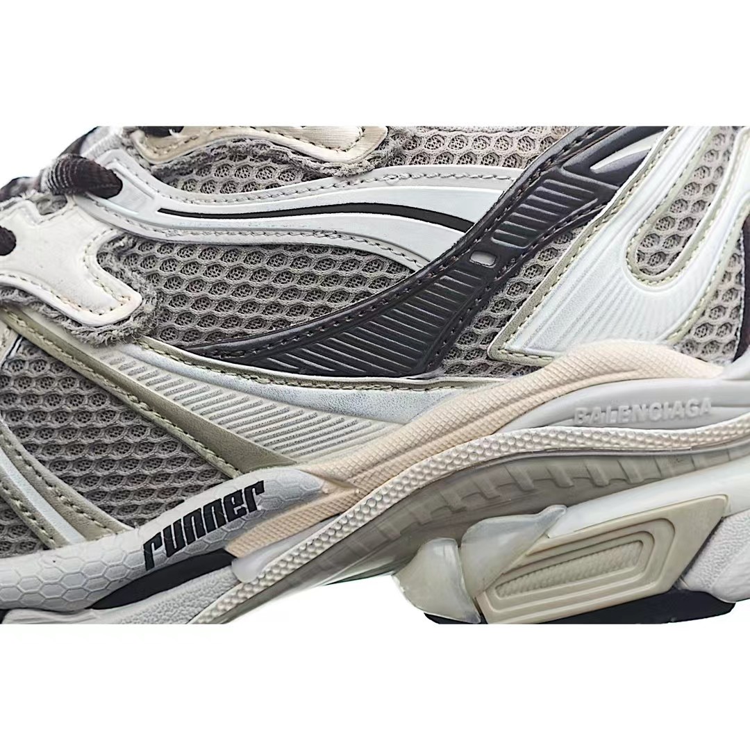 Balenciaga Runner Sneaker  - FashionPlug