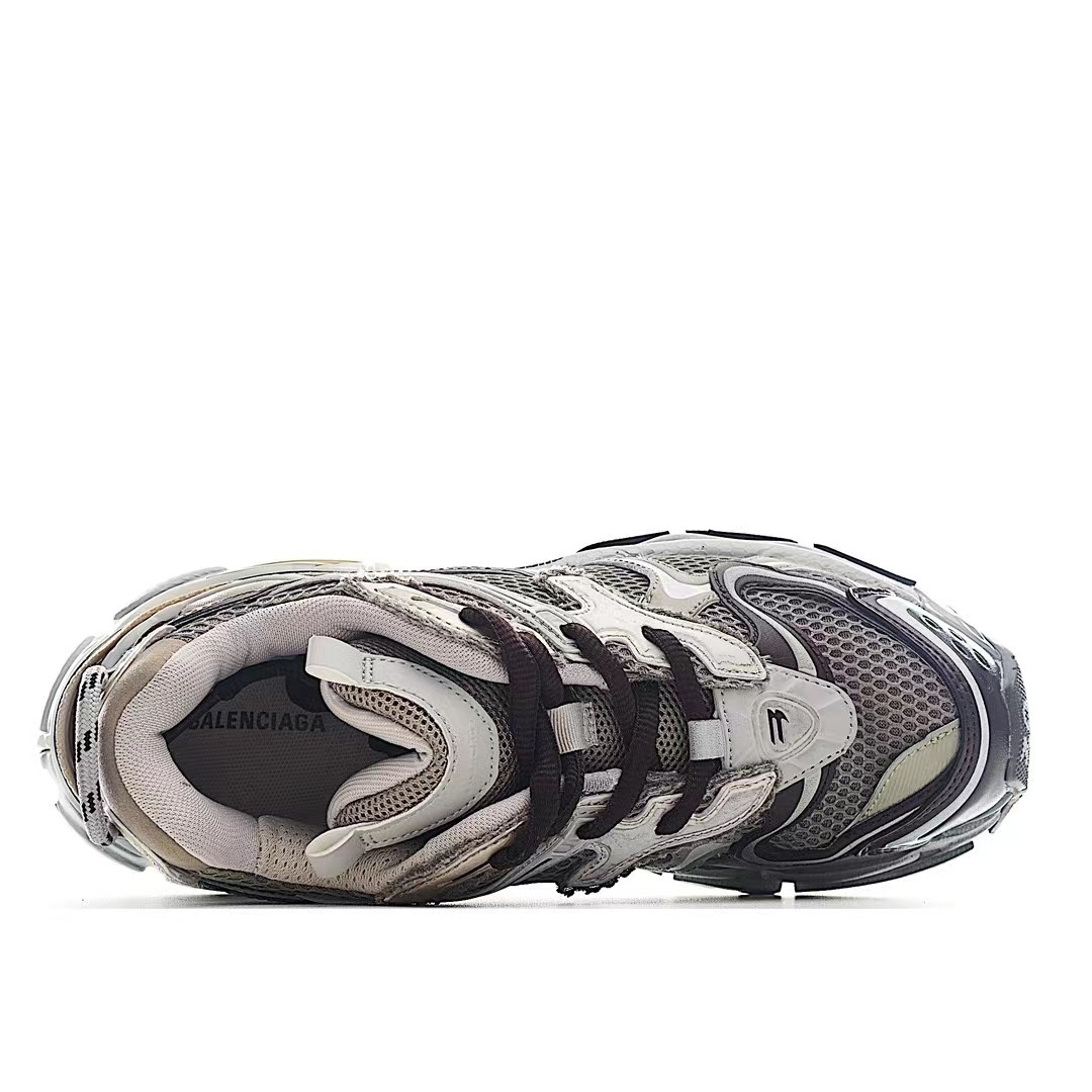 Balenciaga Runner Sneaker  - FashionPlug
