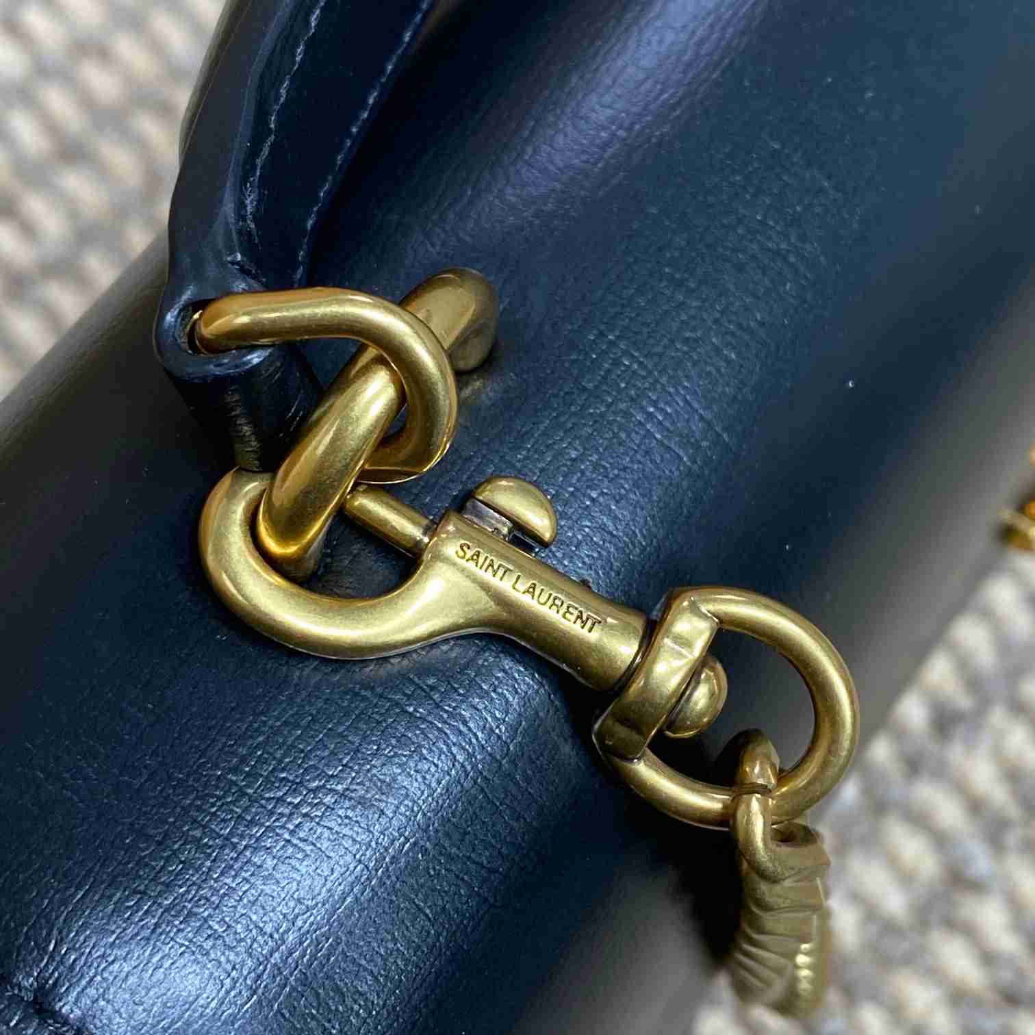 Saint Laurent Women Sunset Medium Leather Shoulder Bag （25*18*7cm） - FashionPlug