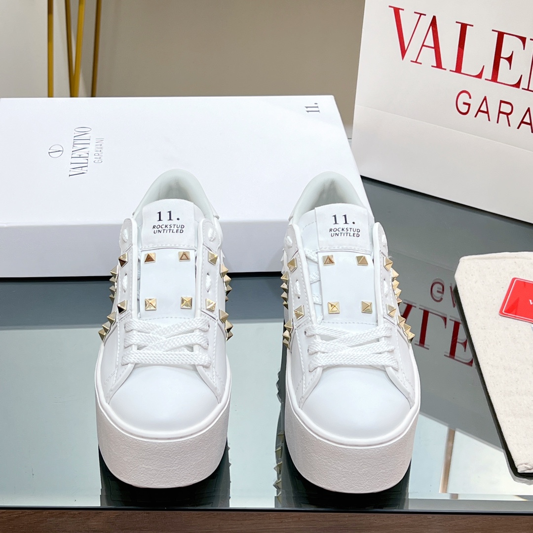 Valenti Flatform Rockstud Untitled Sneaker In Calfskin - FashionPlug