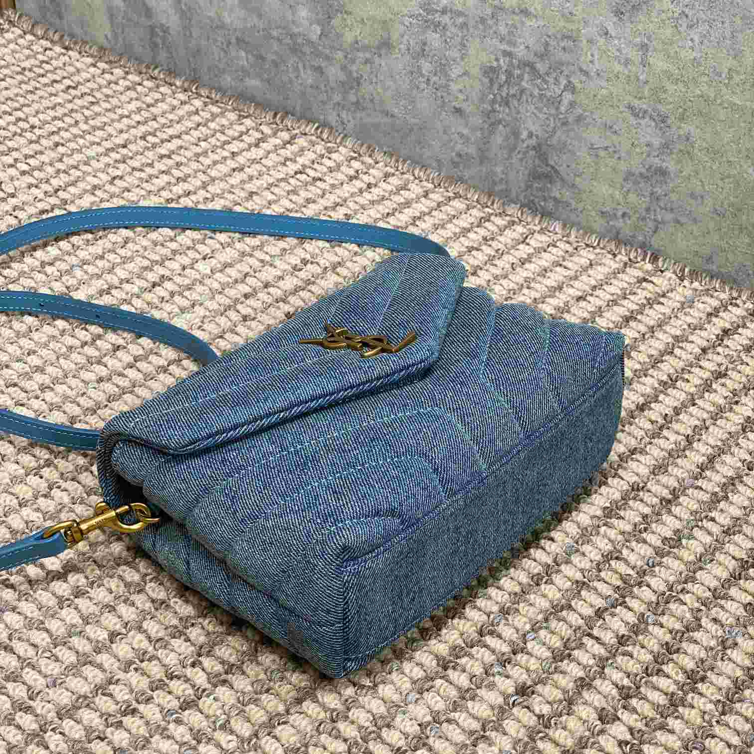Saint Laurent Denim Shoulder Bag （0x7x15cm） - FashionPlug