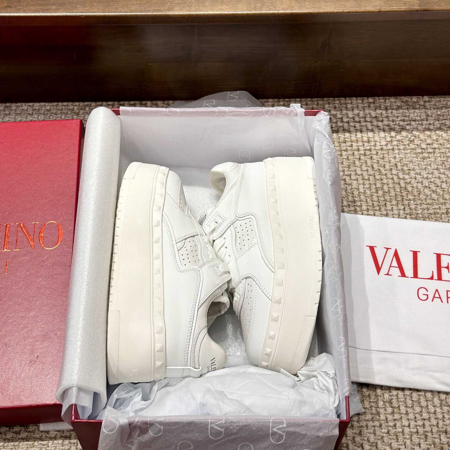 Valenti Garavani Freedots XL Leather Sneakers - FashionPlug