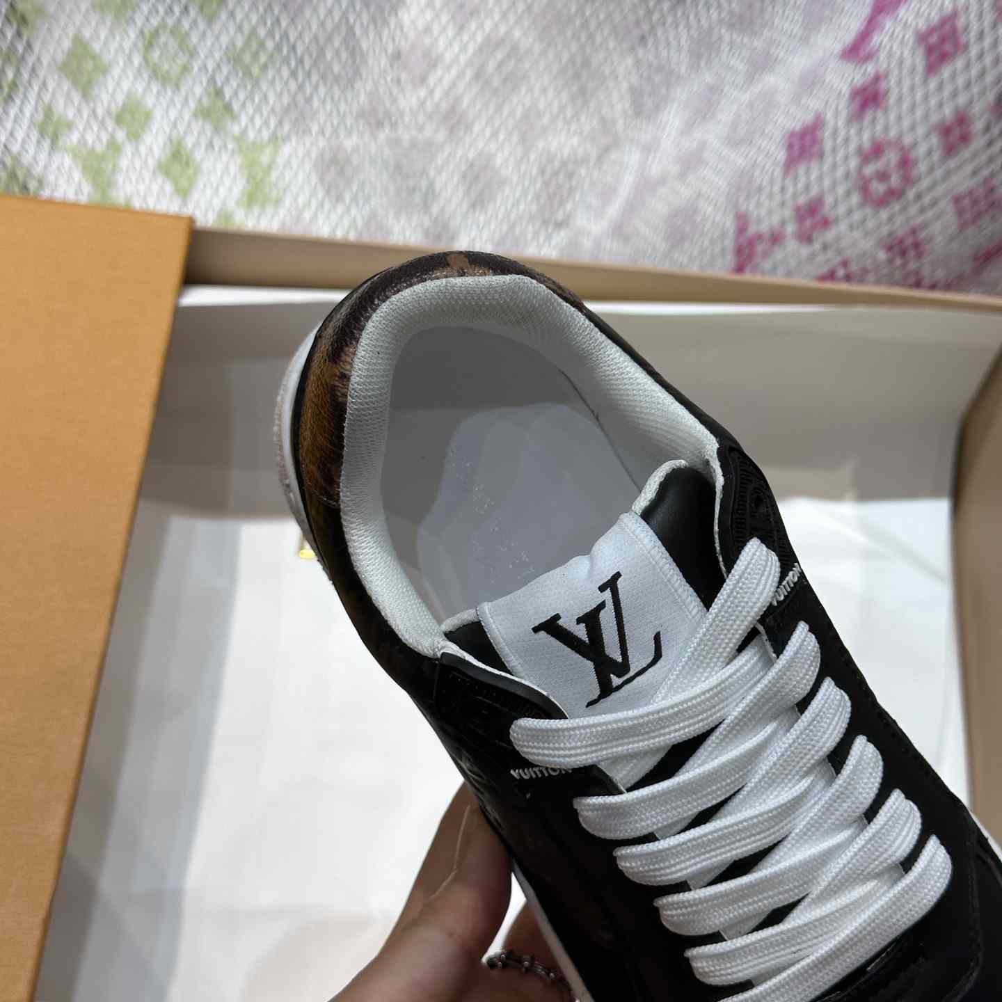 Louis Vuitton LV Stadium Sneaker   1ACUJ3 - FashionPlug
