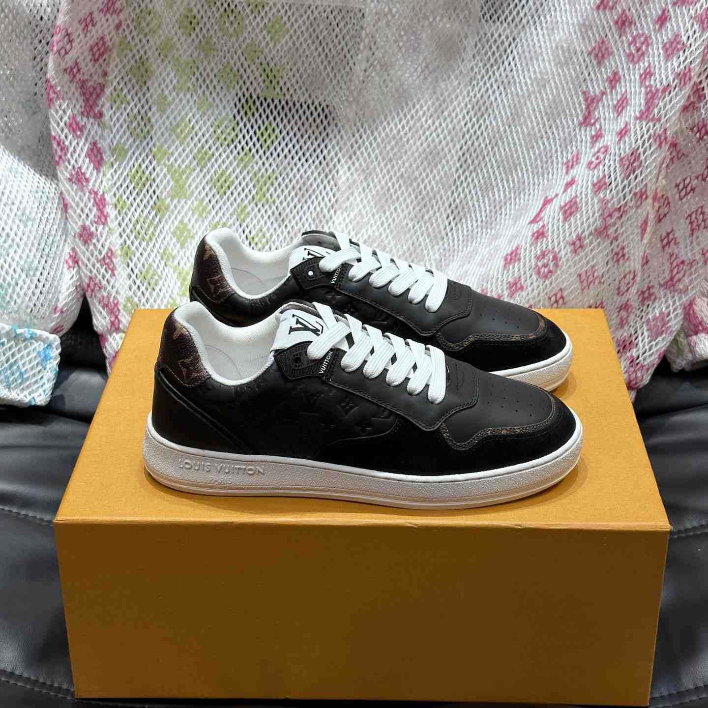 Louis Vuitton LV Stadium Sneaker   1ACUJ3 - FashionPlug