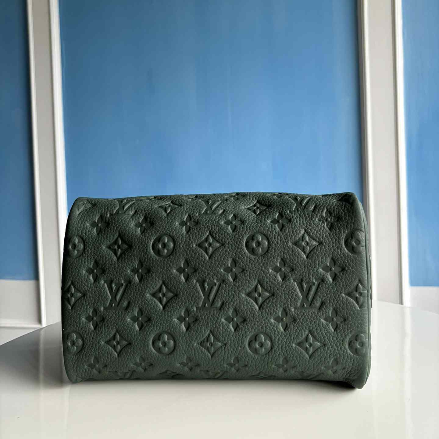 Louis Vuitton Dopp Kit    M24442 - FashionPlug