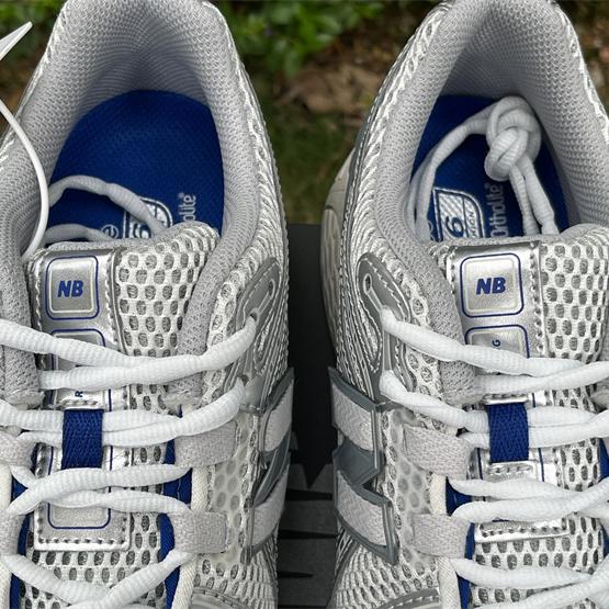New Balance 1906R Sneakers      M1906RQA  - FashionPlug