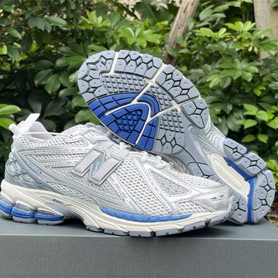 New Balance 1906R Sneakers      M1906RQA  - FashionPlug