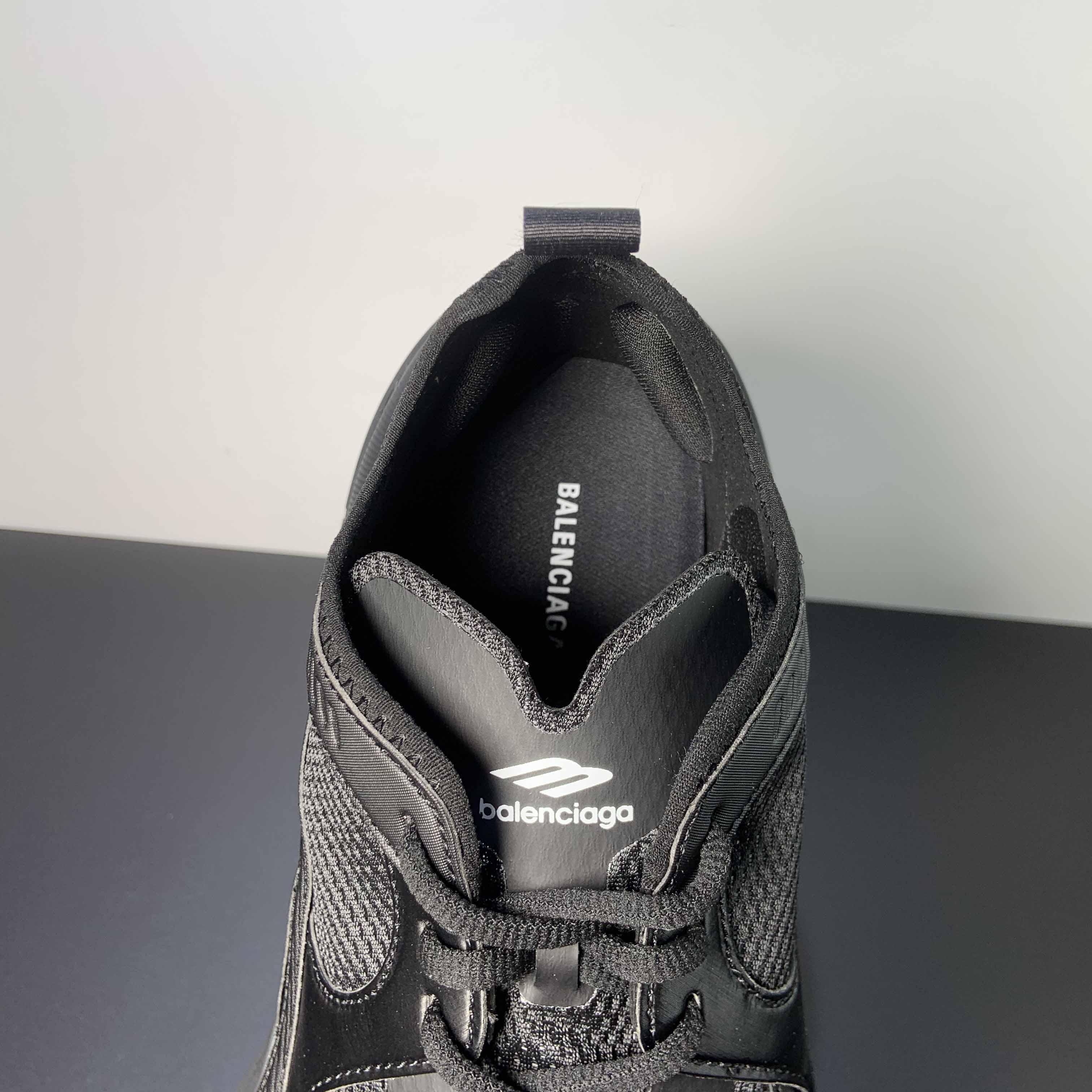 Balenciaga Circuit Sneaker In Black  - FashionPlug