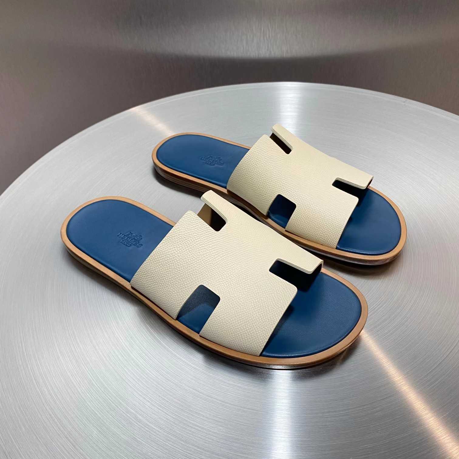 Hermes Izmir Sandal - FashionPlug