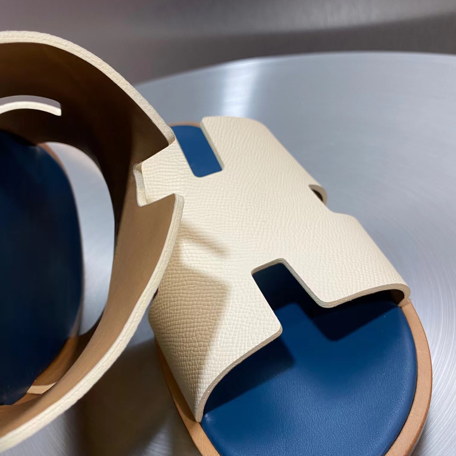 Hermes Izmir Sandal - FashionPlug