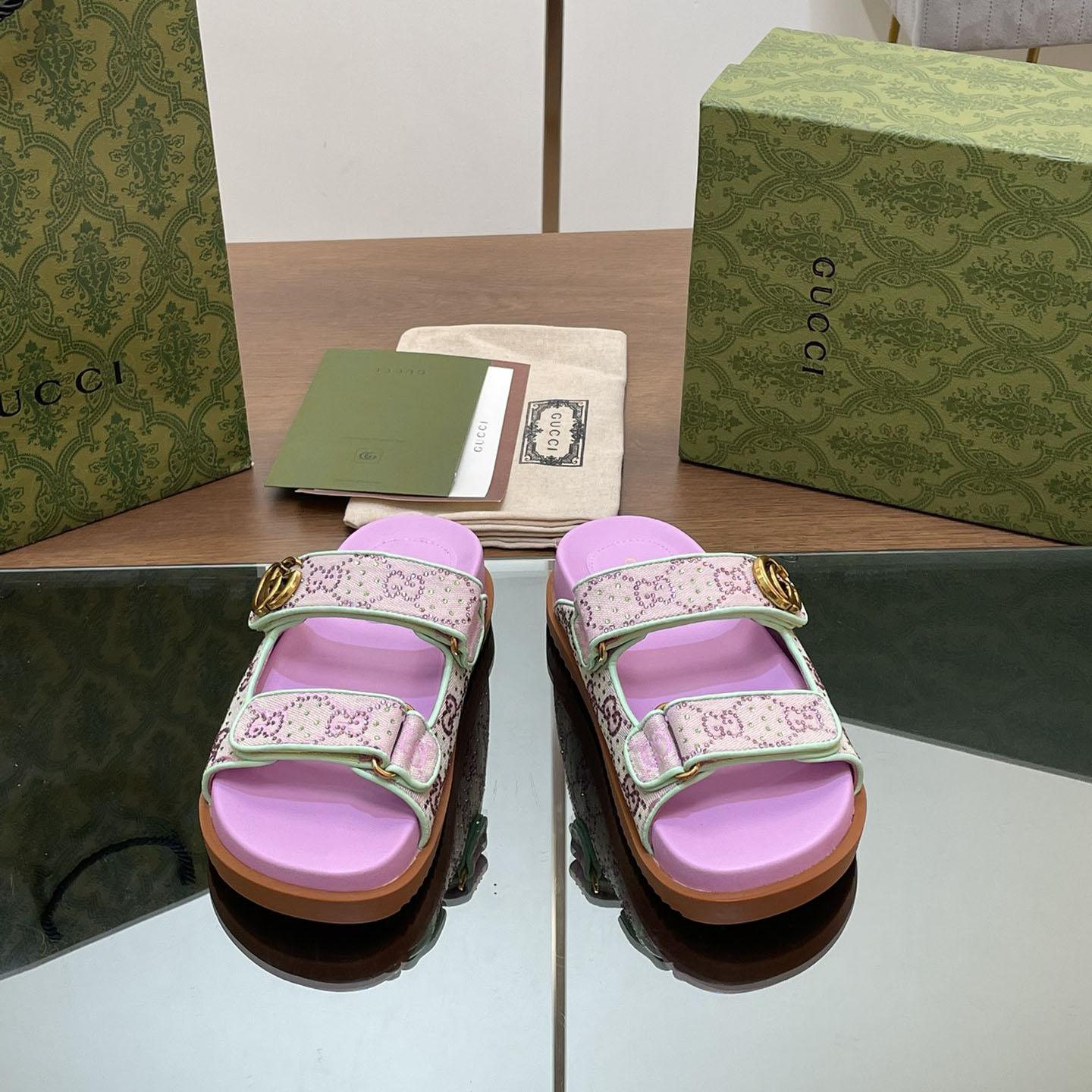 Gucci Women's Sandal With Double G - FashionPlug