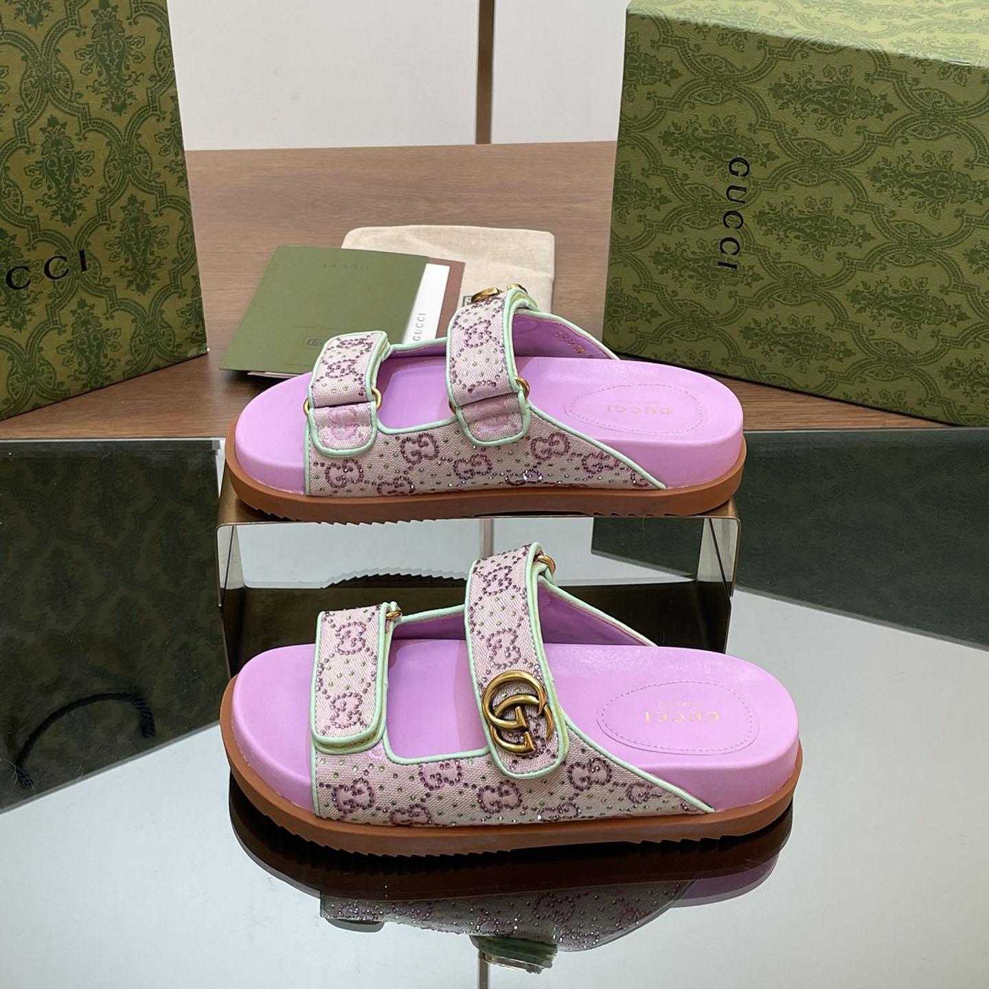 Gucci Women's Sandal With Double G - FashionPlug