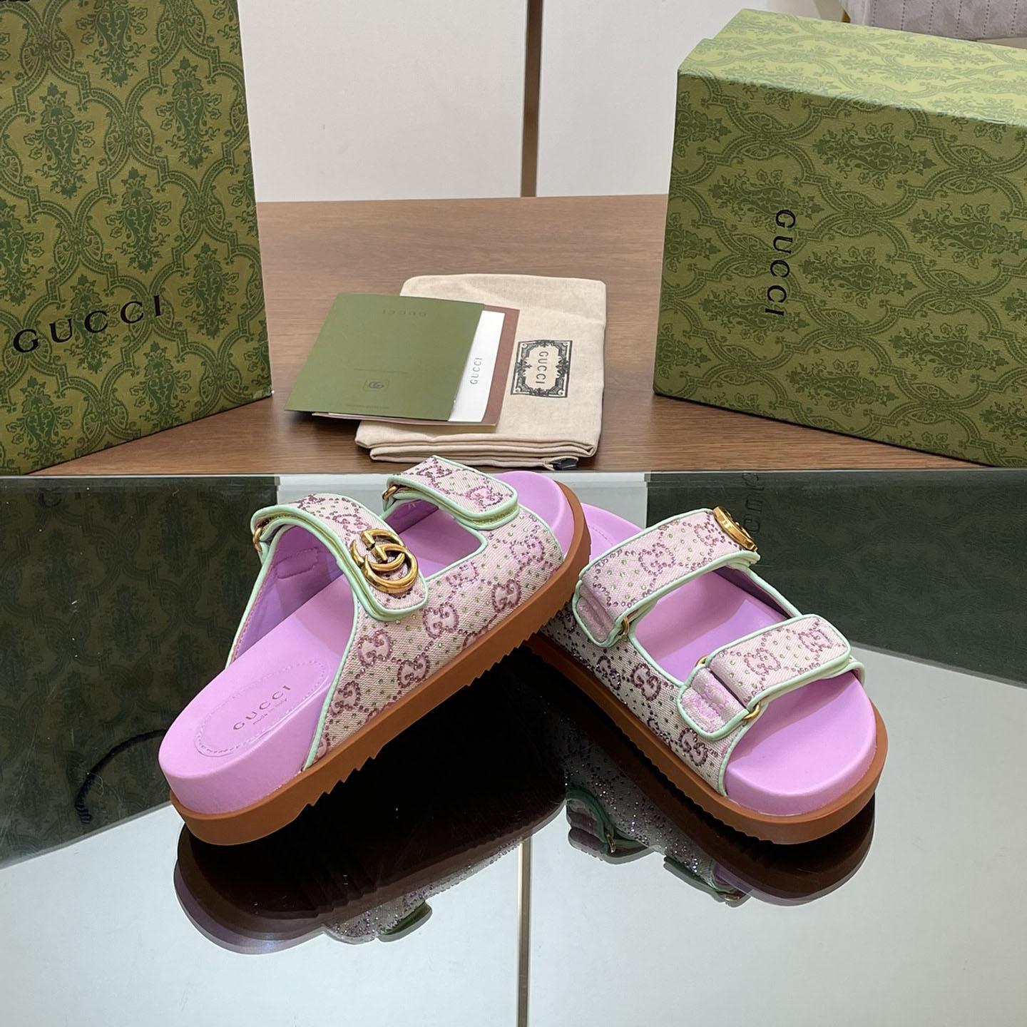 Gucci Women's Sandal With Double G - FashionPlug