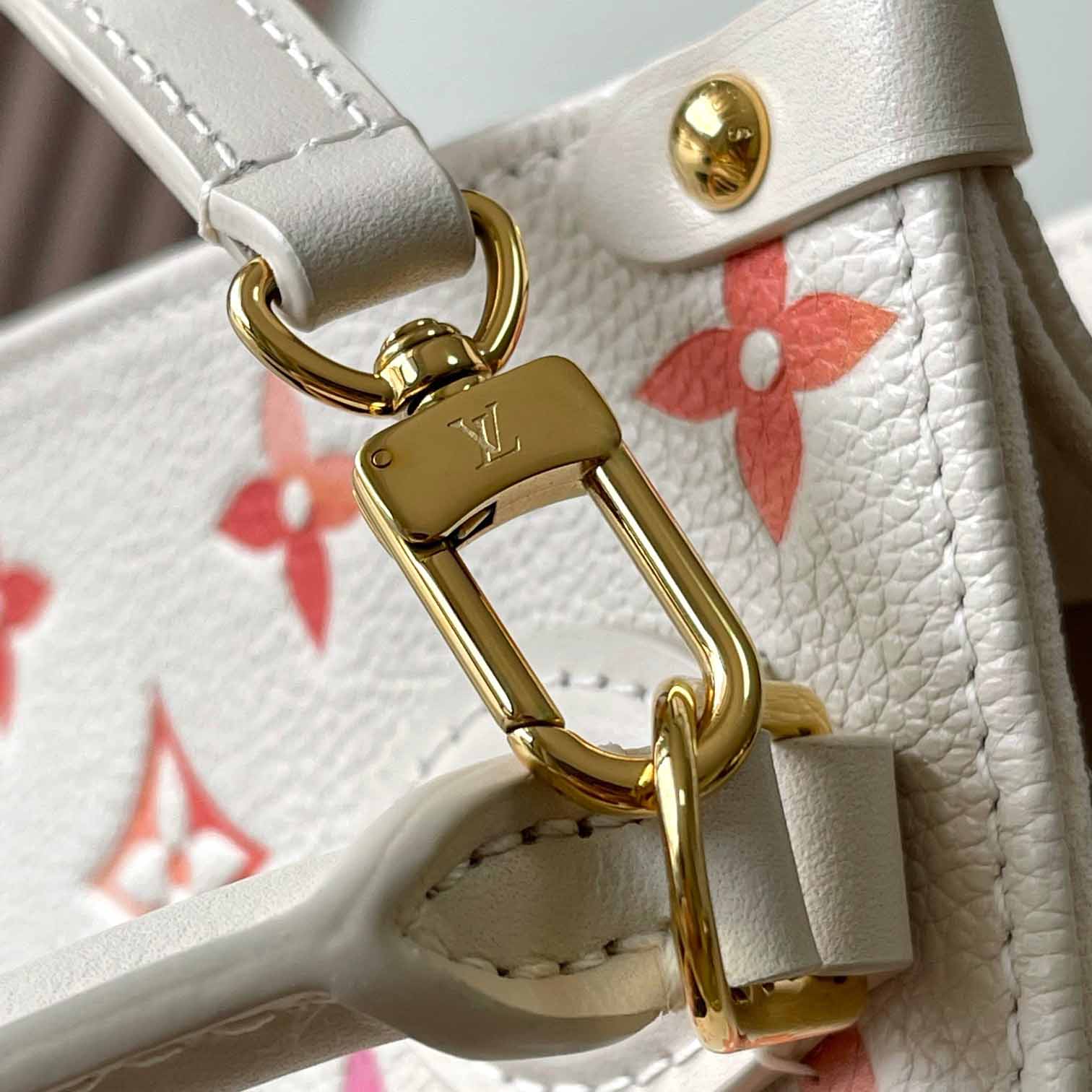 Louis Vuitton OnTheGo BB   M47115 - FashionPlug