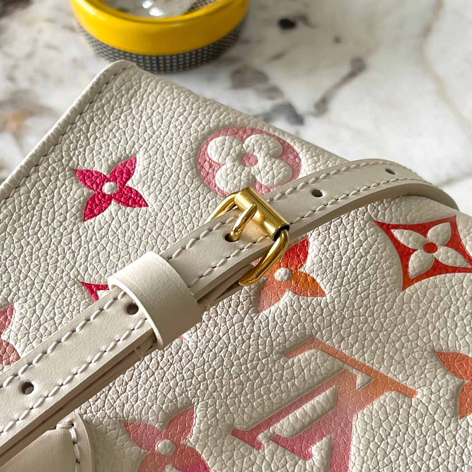 Louis Vuitton OnTheGo BB   M47115 - FashionPlug