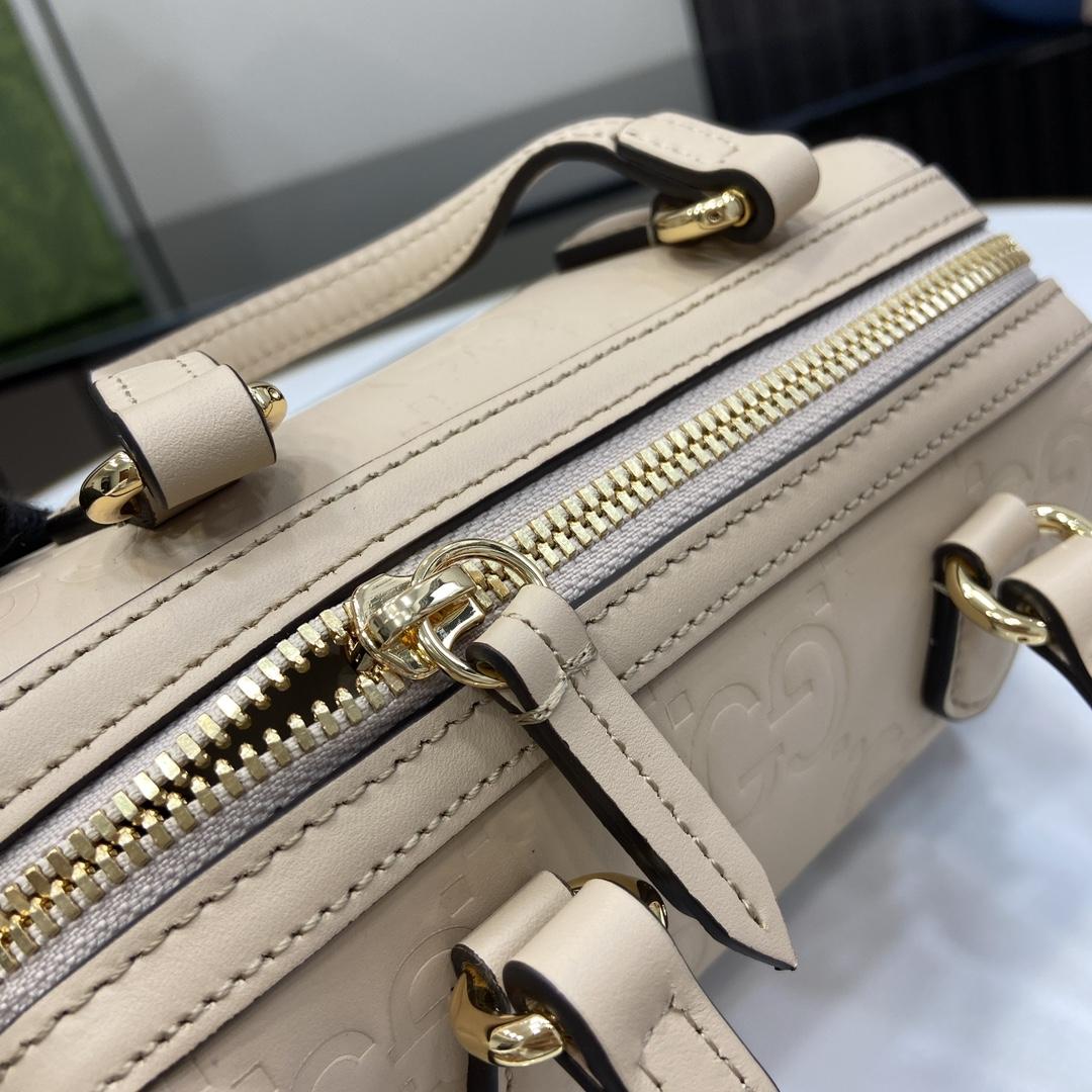 Gucci GG Super Mini Top Handle Bag - FashionPlug