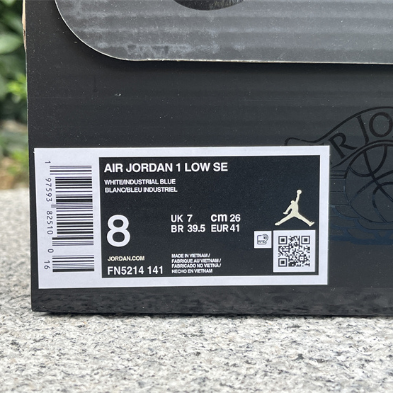 Air Jordan 1 Low Sneakers      FN5214-141 - FashionPlug