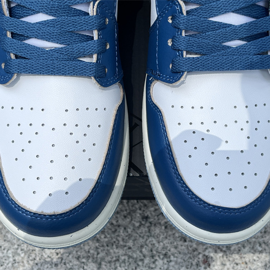 Air Jordan 1 Low Sneakers      FN5214-141 - FashionPlug