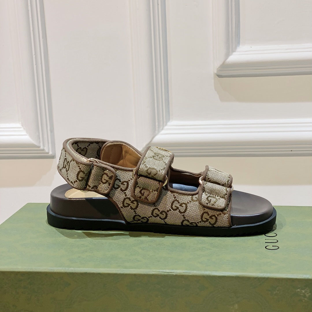 Gucci Women's Double G Sandal  - FashionPlug