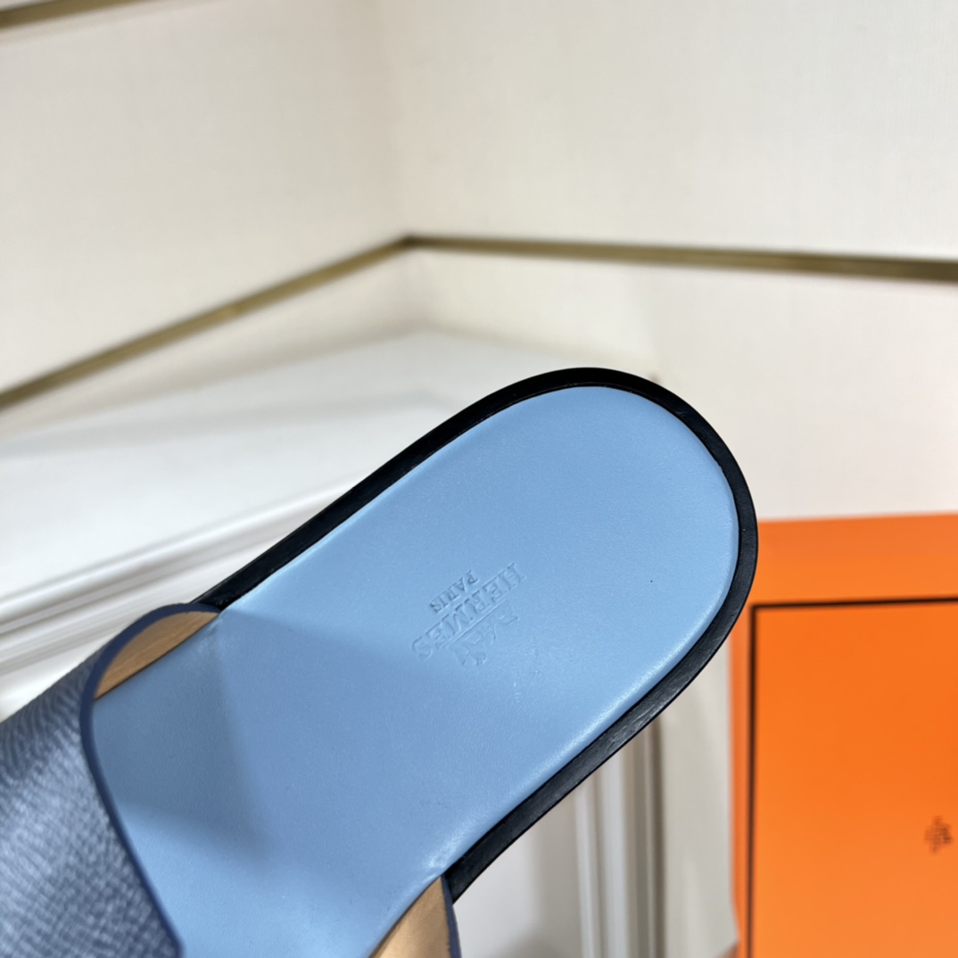 Hermes Izmir Sandal - FashionPlug