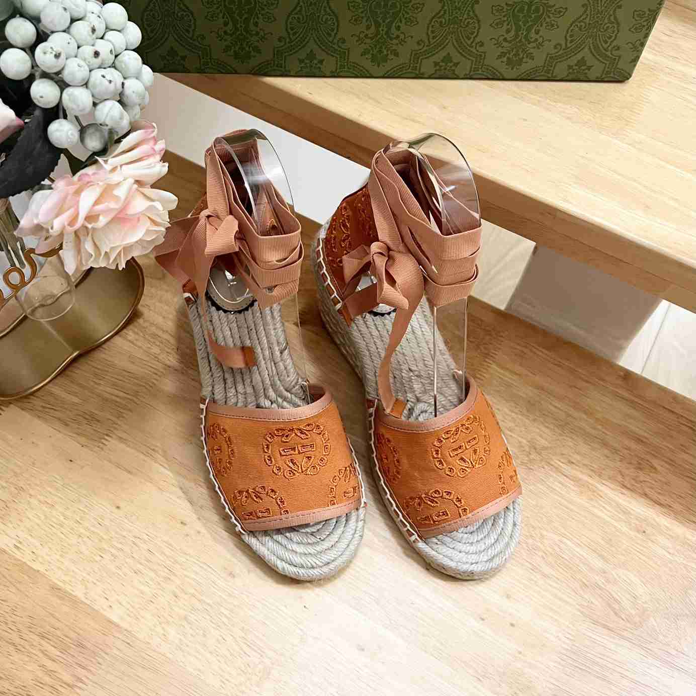 Gucci Women's Interlocking G Espadrille - FashionPlug