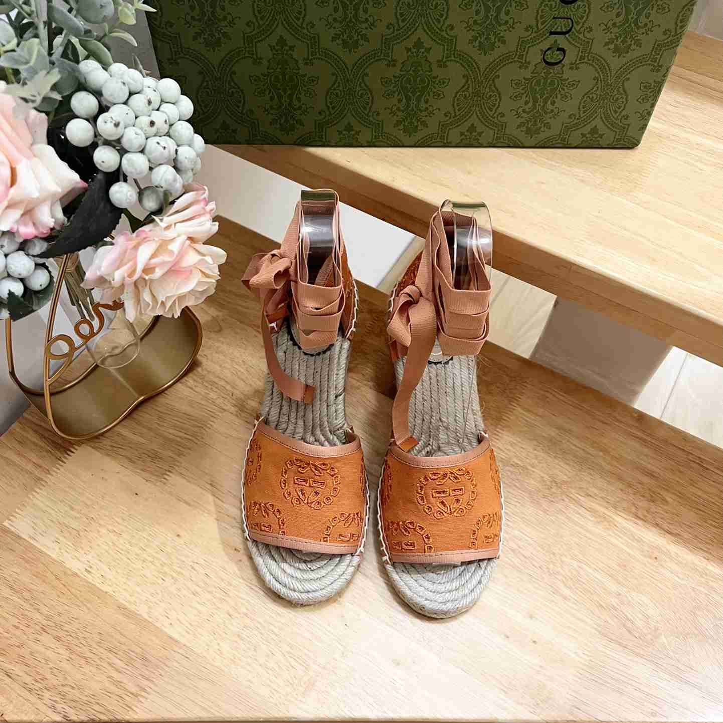 Gucci Women's Interlocking G Espadrille - FashionPlug