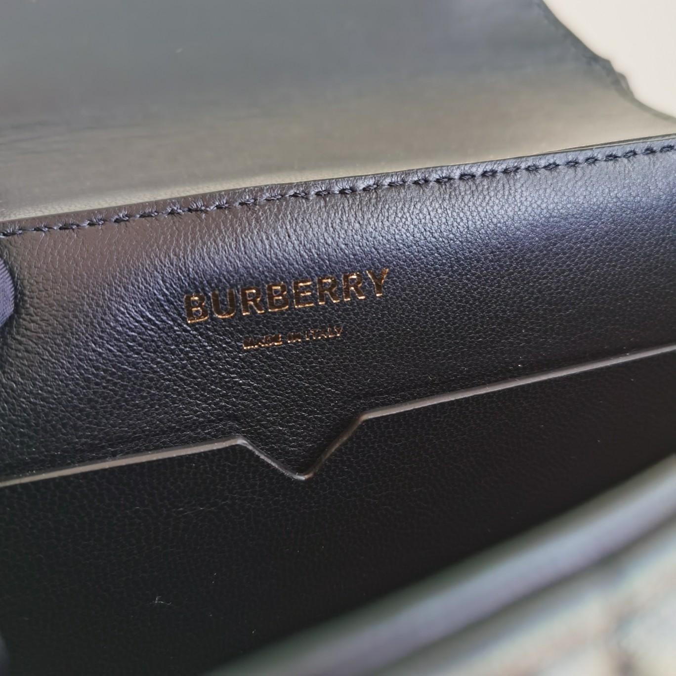 Burberry Catherine Quilted Shoulder Bag (24 x 5.5 x 17.5cm) - FashionPlug