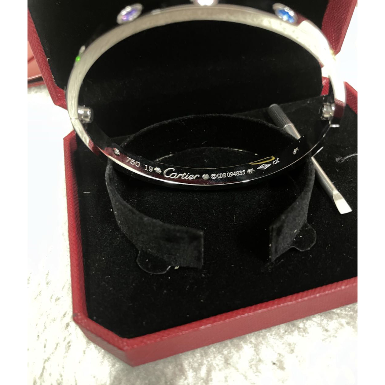 Cartier Bracelet - FashionPlug