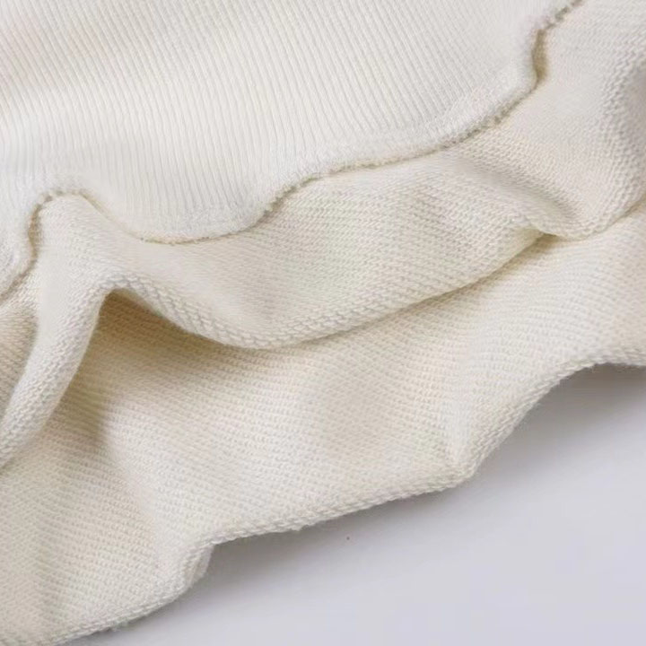 Hellstar Sports Crewneck White - FashionPlug