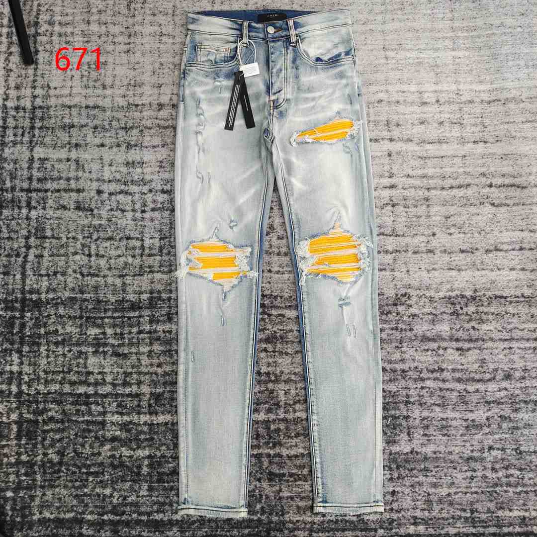 Amiri Slim Fit Jeans    671 - FashionPlug