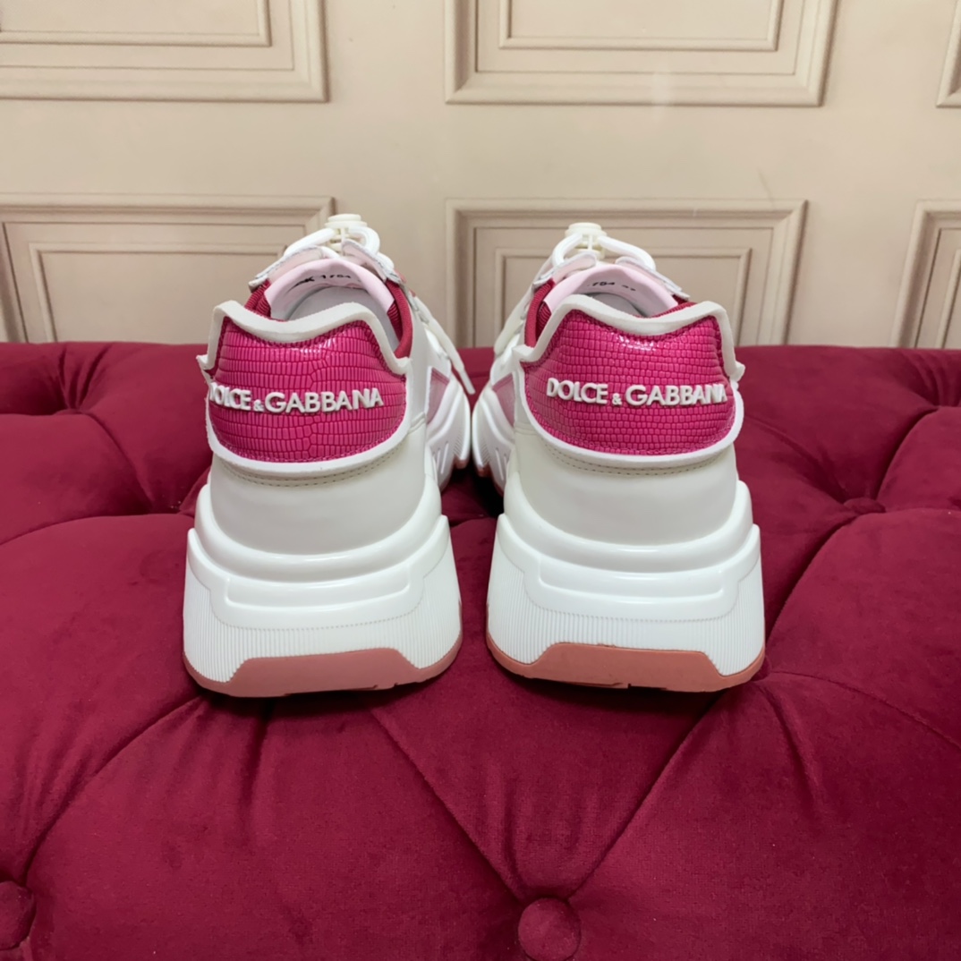 Dolce & Gabbana Day Master Sneakers - FashionPlug