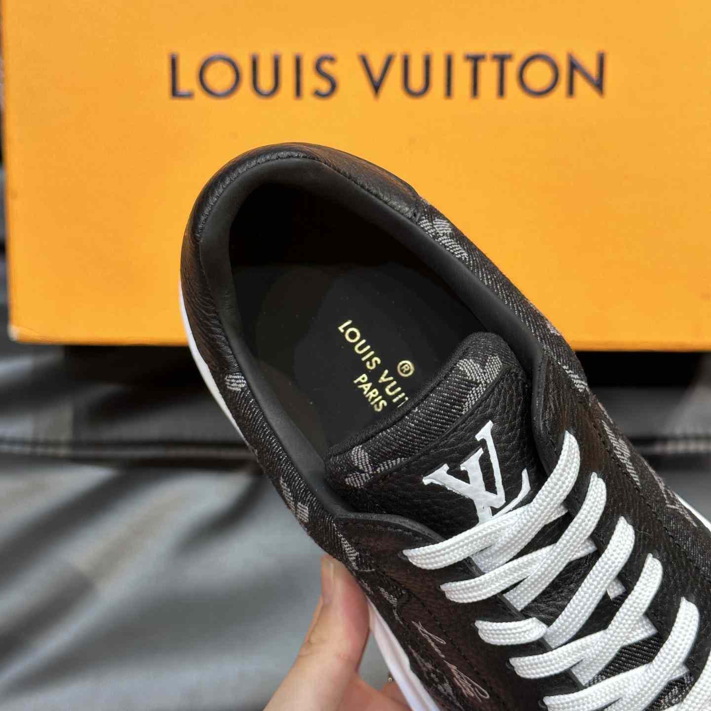 Louis Vuitton Beverly Hills Sneaker   - FashionPlug