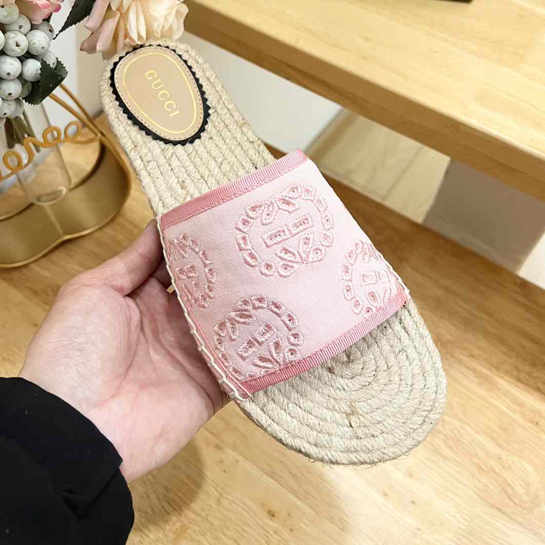 Gucci Women's Interlocking G Espadrille Sandal - FashionPlug