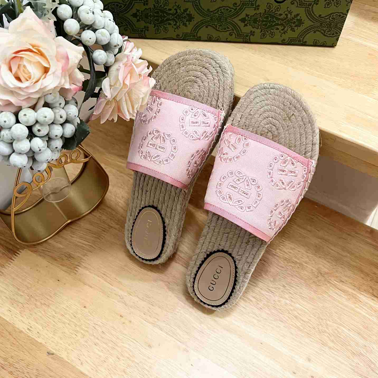 Gucci Women's Interlocking G Espadrille Sandal - FashionPlug