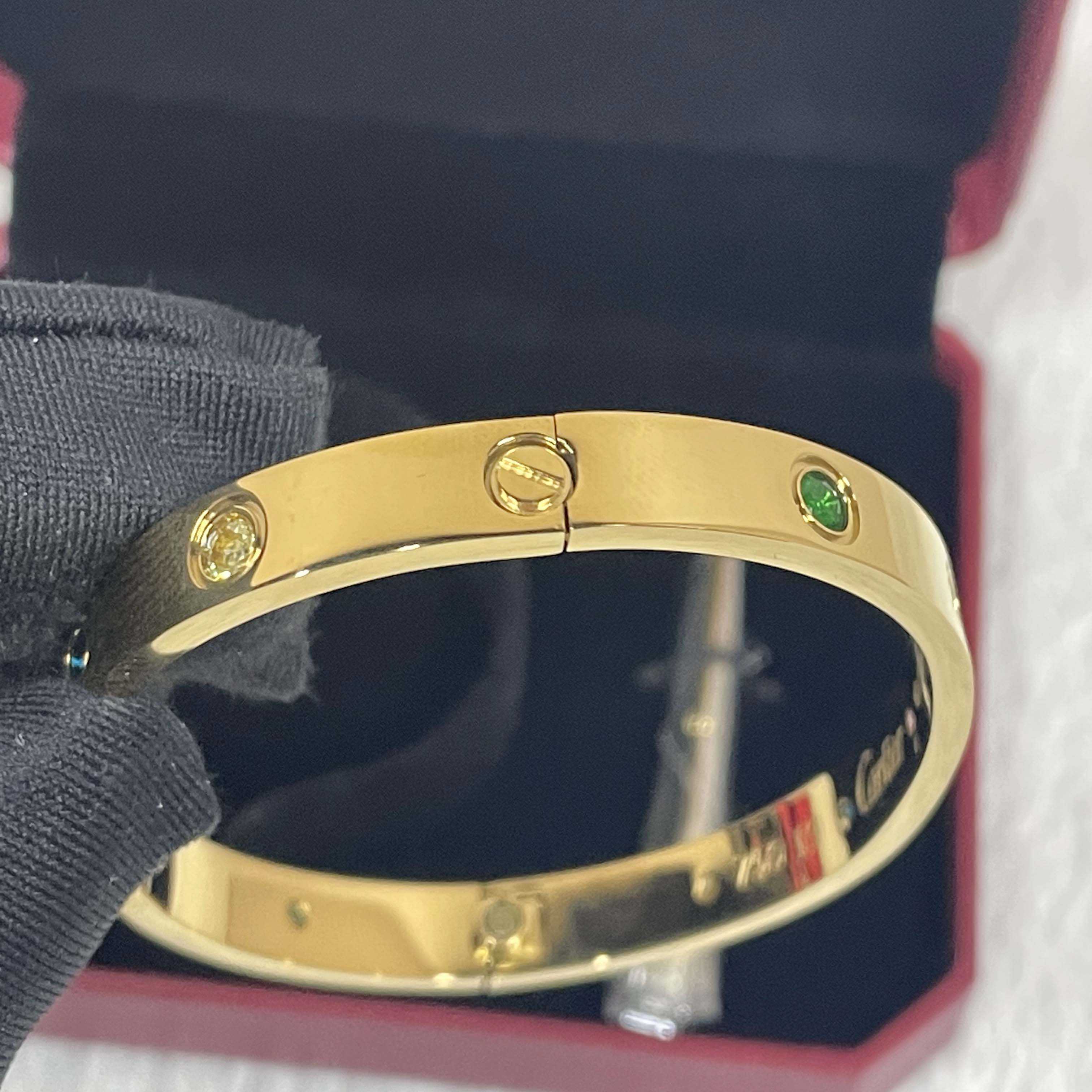 Cartier Bracelet - FashionPlug
